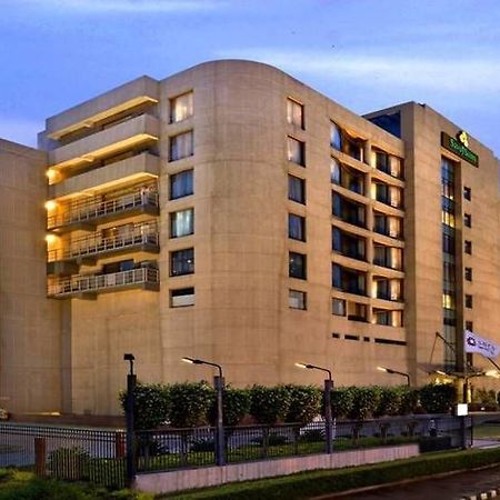 Savoy Suites Manesar Gurgáon Kültér fotó