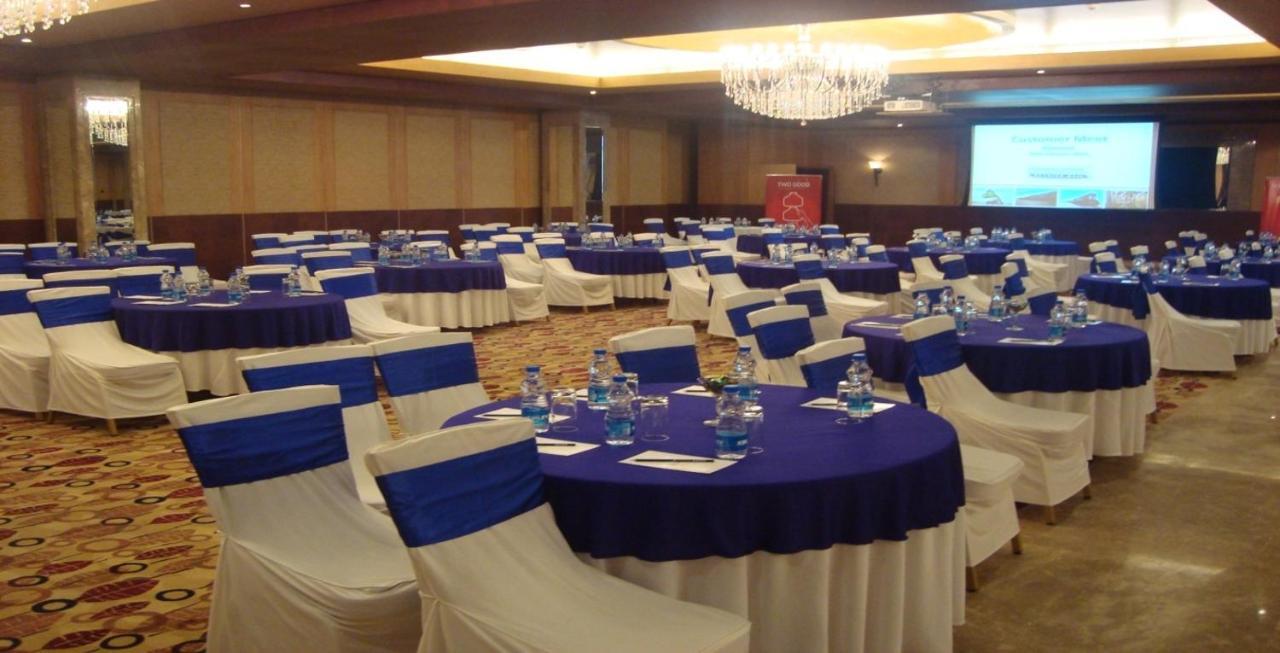 Savoy Suites Manesar Gurgáon Kültér fotó