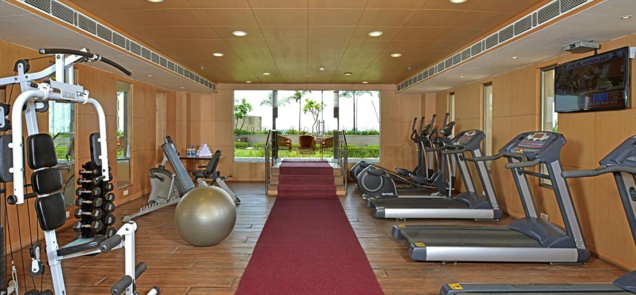 Savoy Suites Manesar Gurgáon Kültér fotó